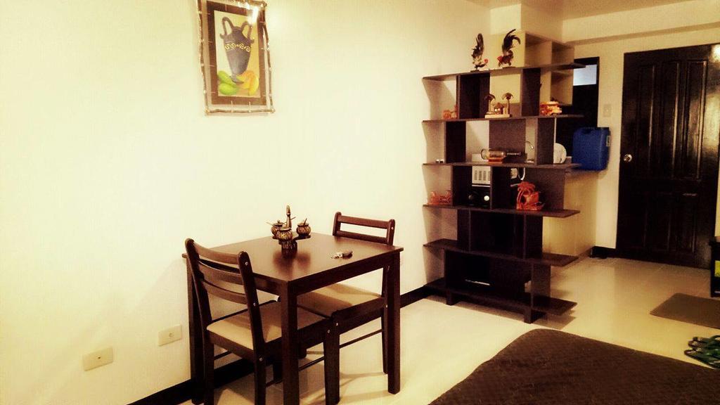 Darvy Suite Muntinlupa City Extérieur photo